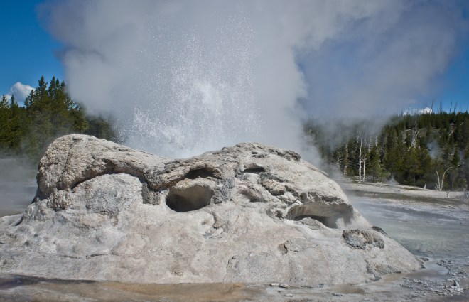 Grotto Geyser