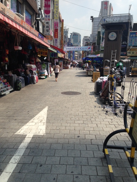 Namdaemun market (not very crowded at the time