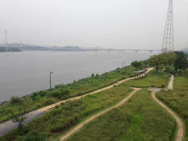 View of the park along the river that we ran