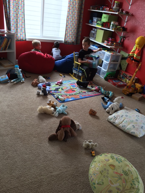 flight attendant with drinks ready to hand out